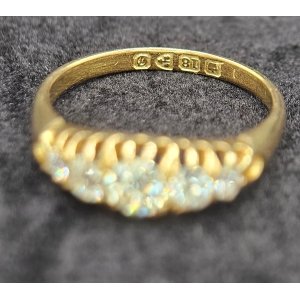 18ct antique diamond ring