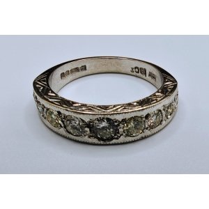 18ct 1970s diamond ring